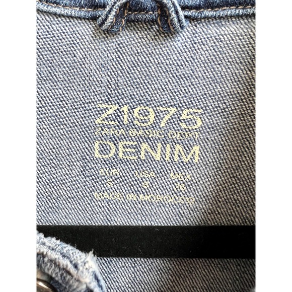 Zara Embroidered Pleated Tapered Leg Jumpsuit Denim Blue Women's Small - Picture 3 of 5